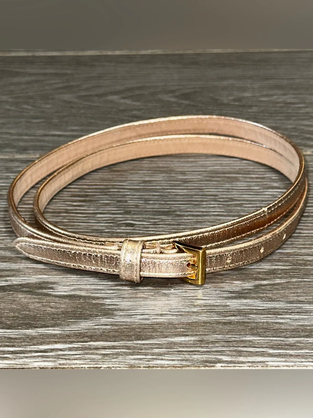 J.CREW Rose Gold Metallic Leather Skinny Leather Belt Women M Adjustable Classic - Picture 1 of 7